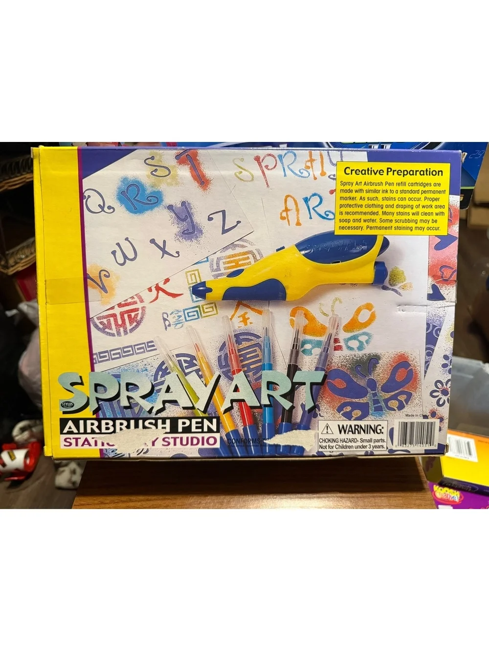 Spray Art Airbrush Pen Stationery Studio 40 Piece Set with 6 Color Cartridges